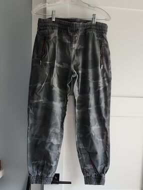 TNA Womens Gray Camo Joggers
